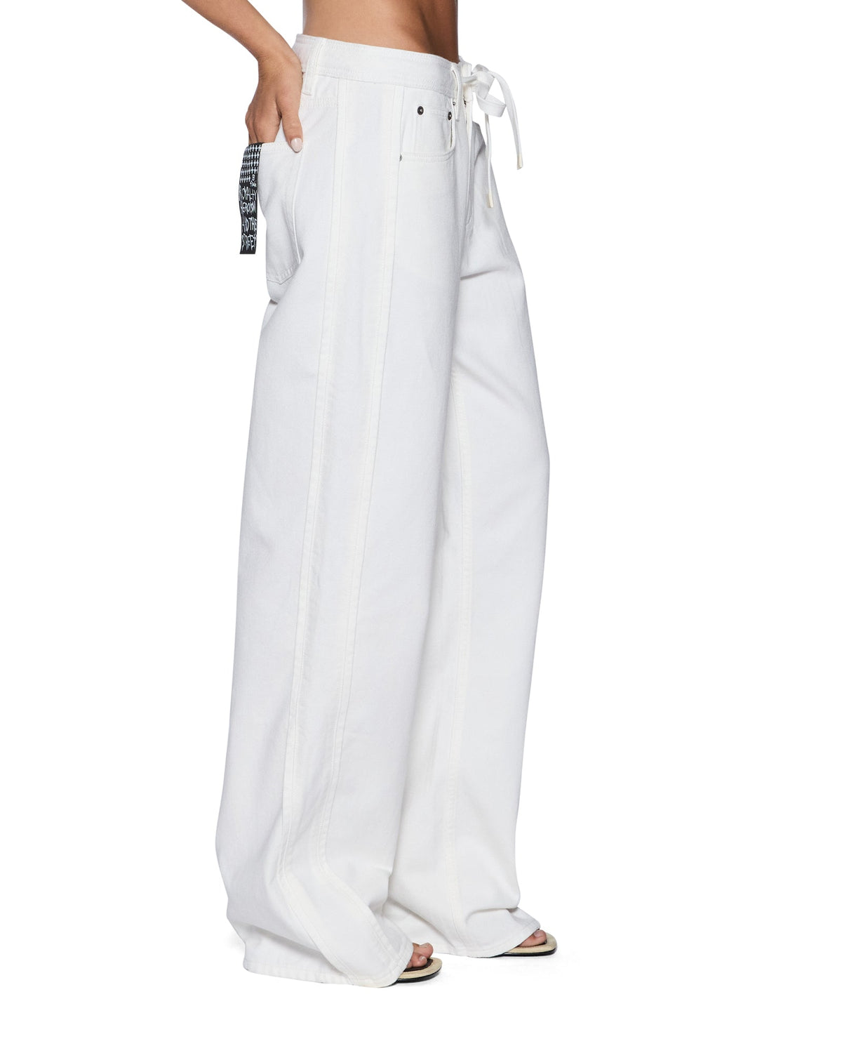 Womens Low Rider Trak Blanc Slim Denim Jeans - White