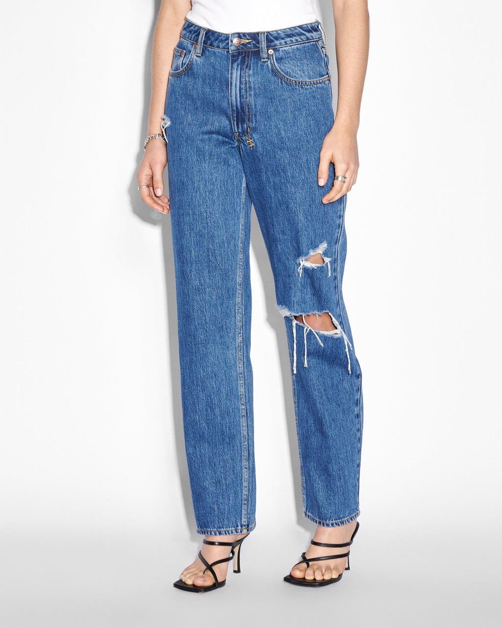 Womens Brooklyn Jean Moody Trashed Straight Denim Jeans - Denim
