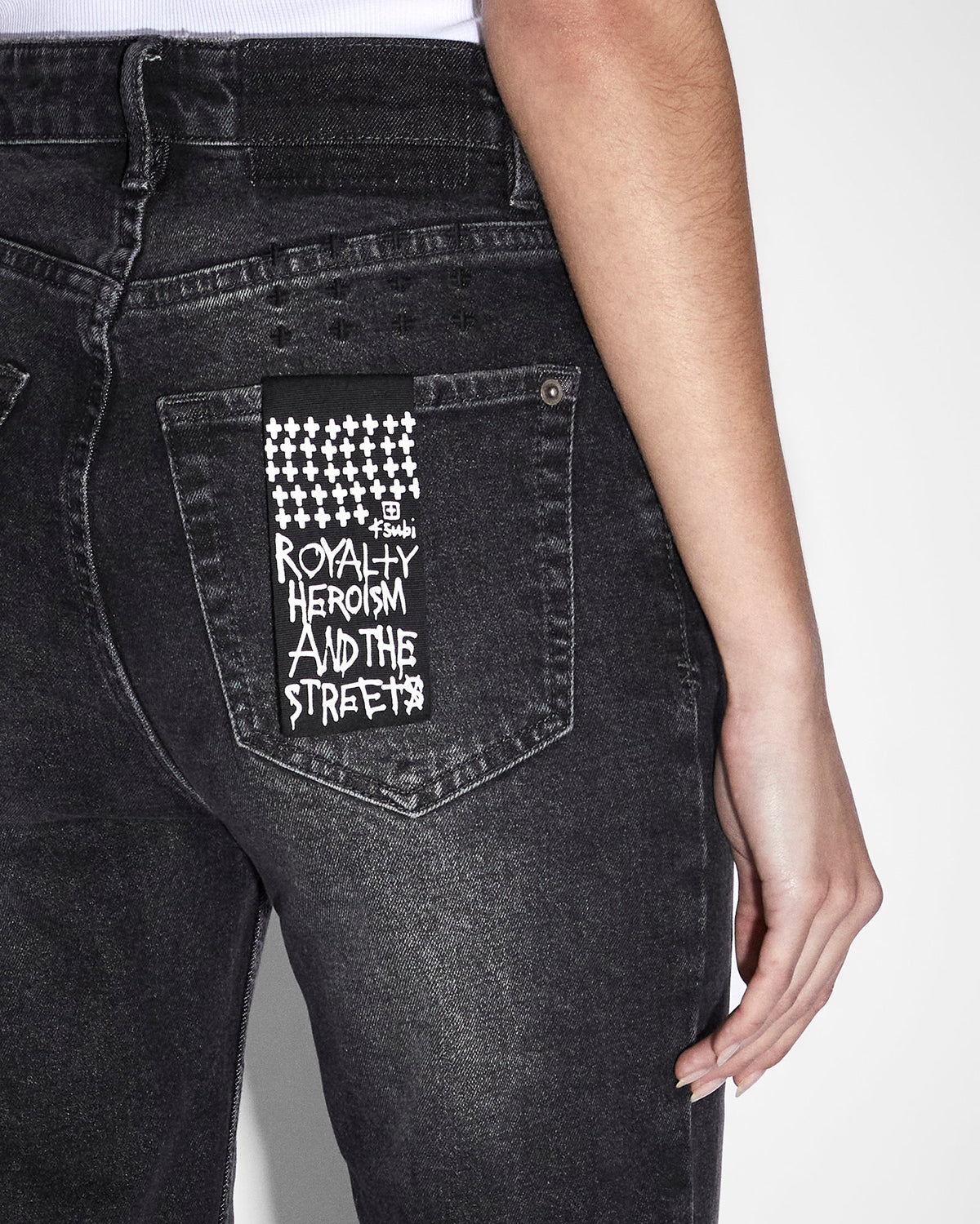Womens Brooklyn Jean Diablo Straight Denim Jeans - Black