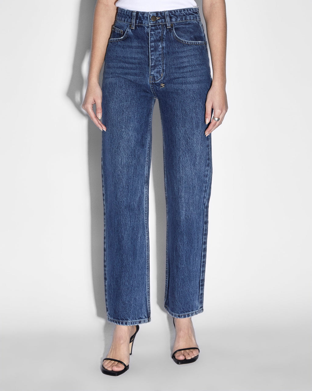 Womens Brooklyn Jean Runaway Straight Denim Jeans - Denim