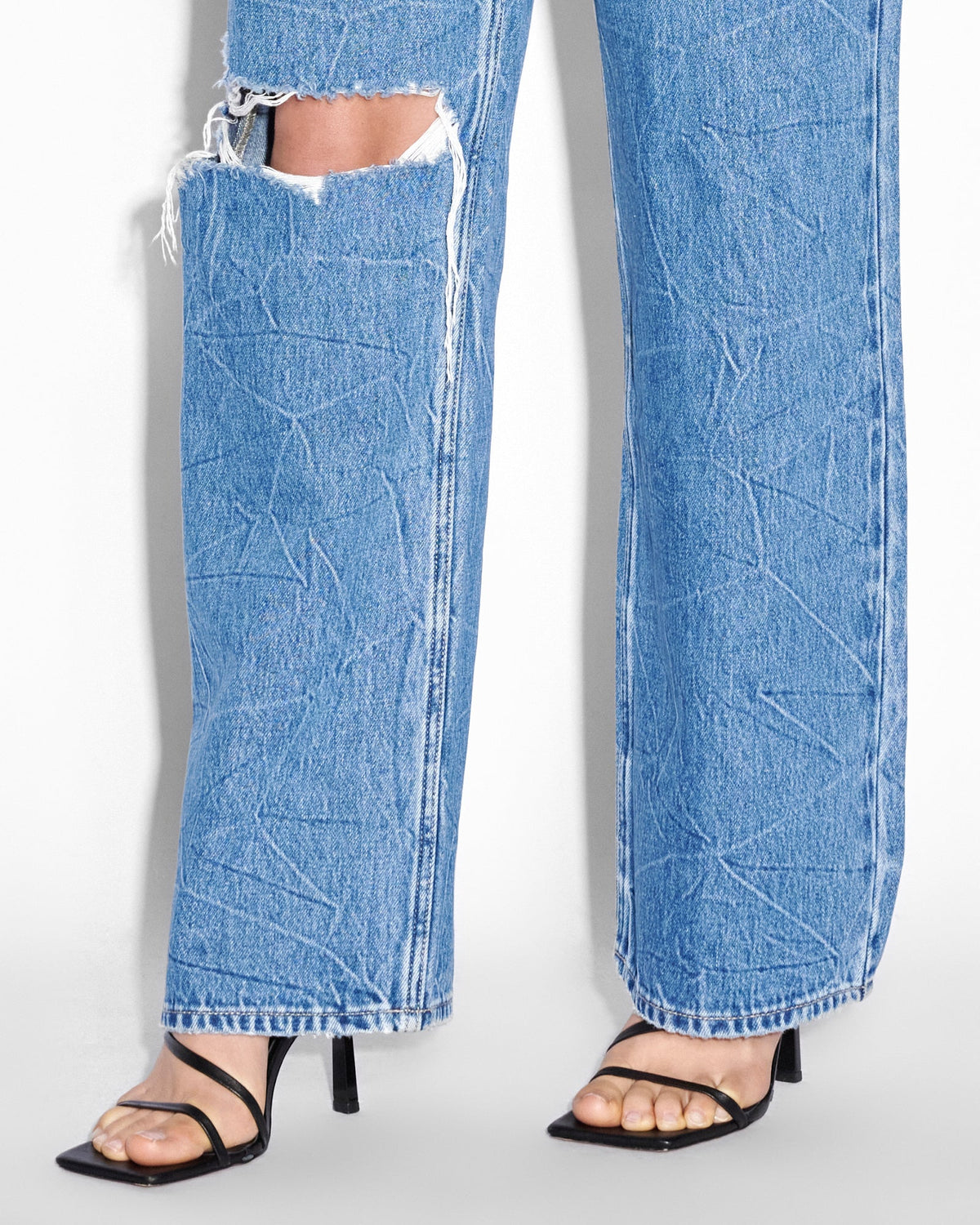 Womens Low Rider Ramble Trashed Baggy Denim Jeans - Denim