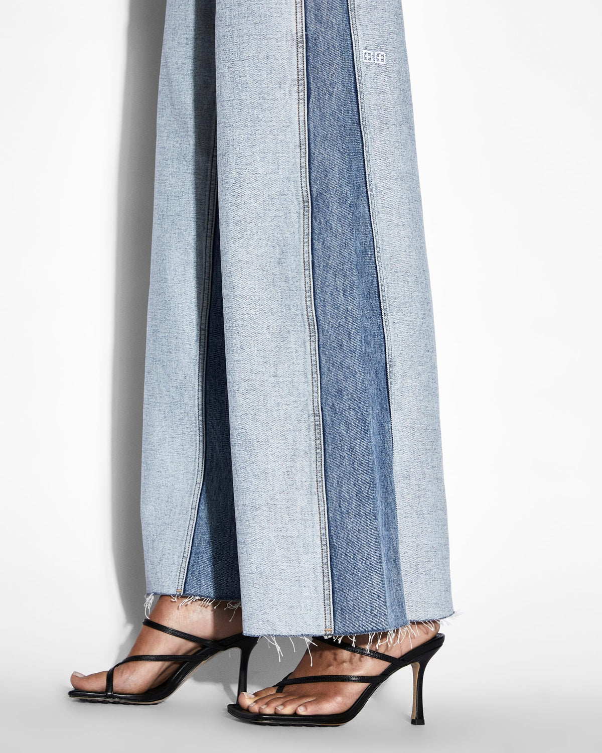 Womens Swinger Jean Recreate Wide Denim Jeans - Denim