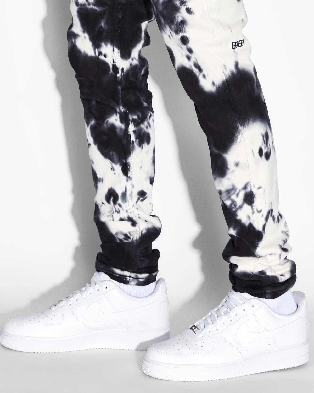 Mens Van Winkle Habits Dialled Skinny Denim Jeans - White