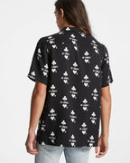 Mens Klub Of Hearts Resort Ss Shirt Black Regular Shirts - Black