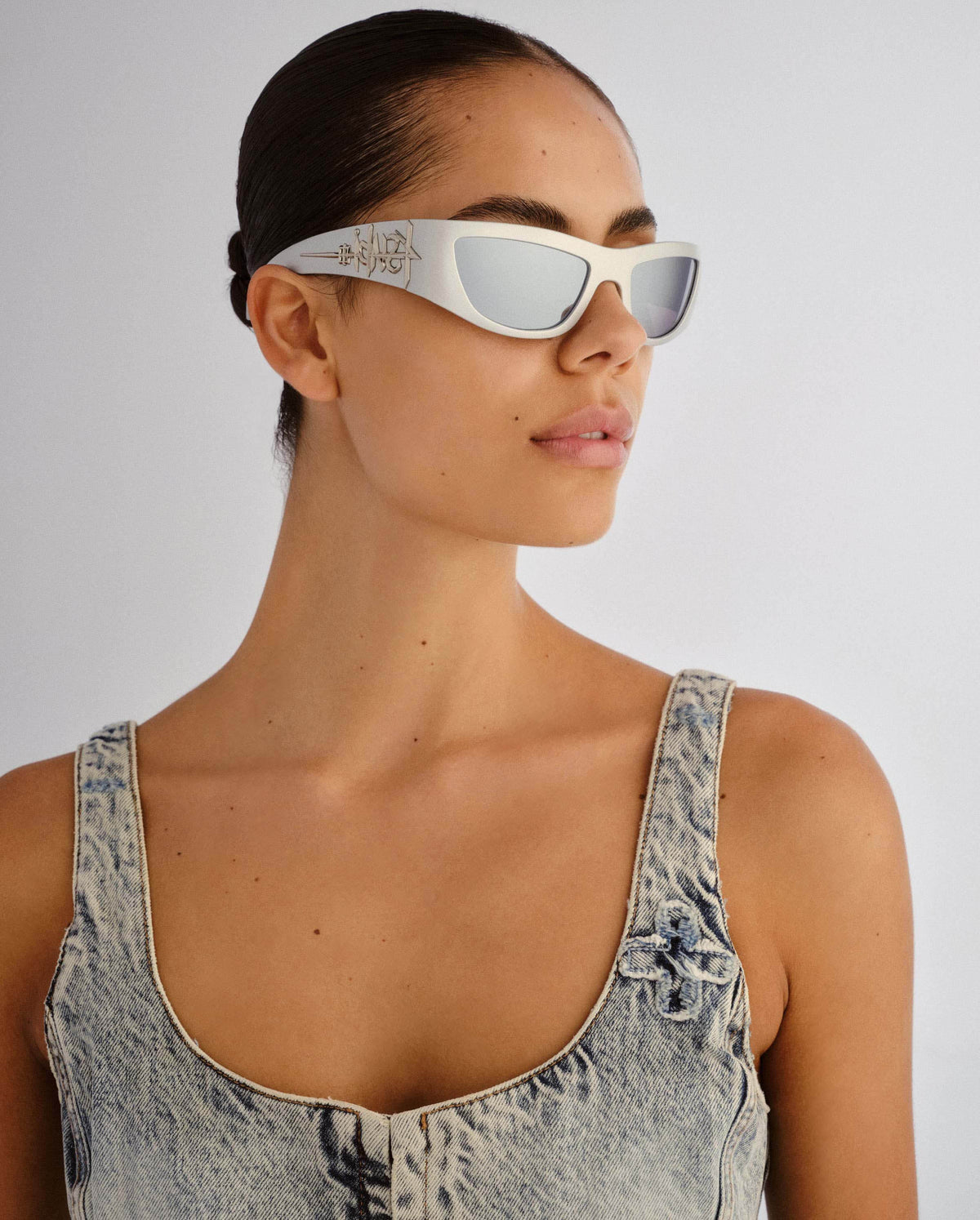 Sloane Sunglasses Metallic Chrome Eyewear - Silver