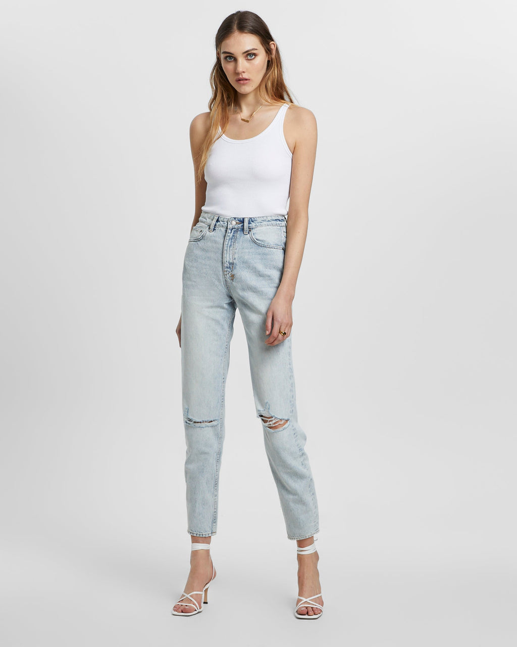 Womens Pointer Karma Slash Relaxed Tapered Denim Jeans - Denim