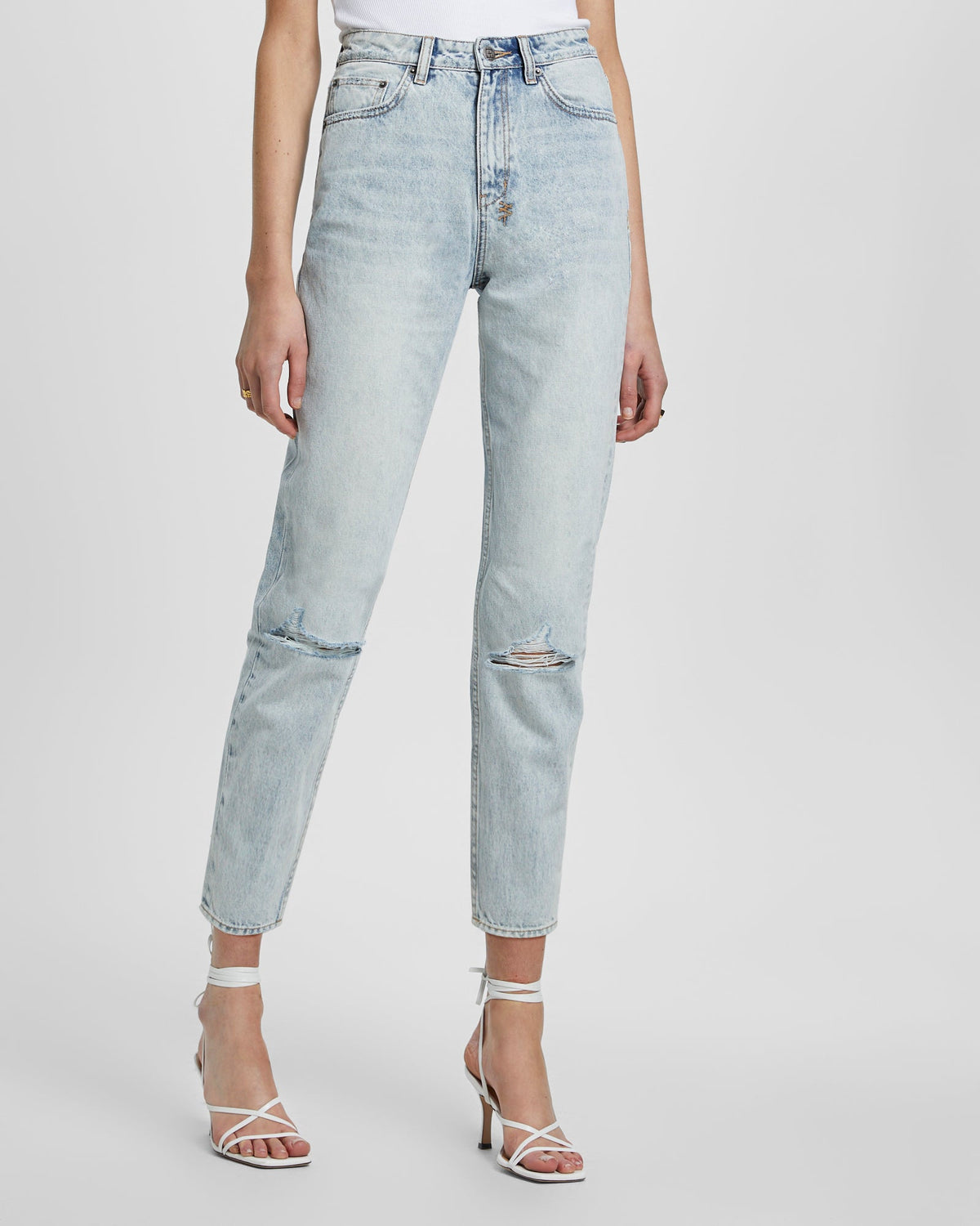 Womens Pointer Karma Slash Relaxed Tapered Denim Jeans - Denim