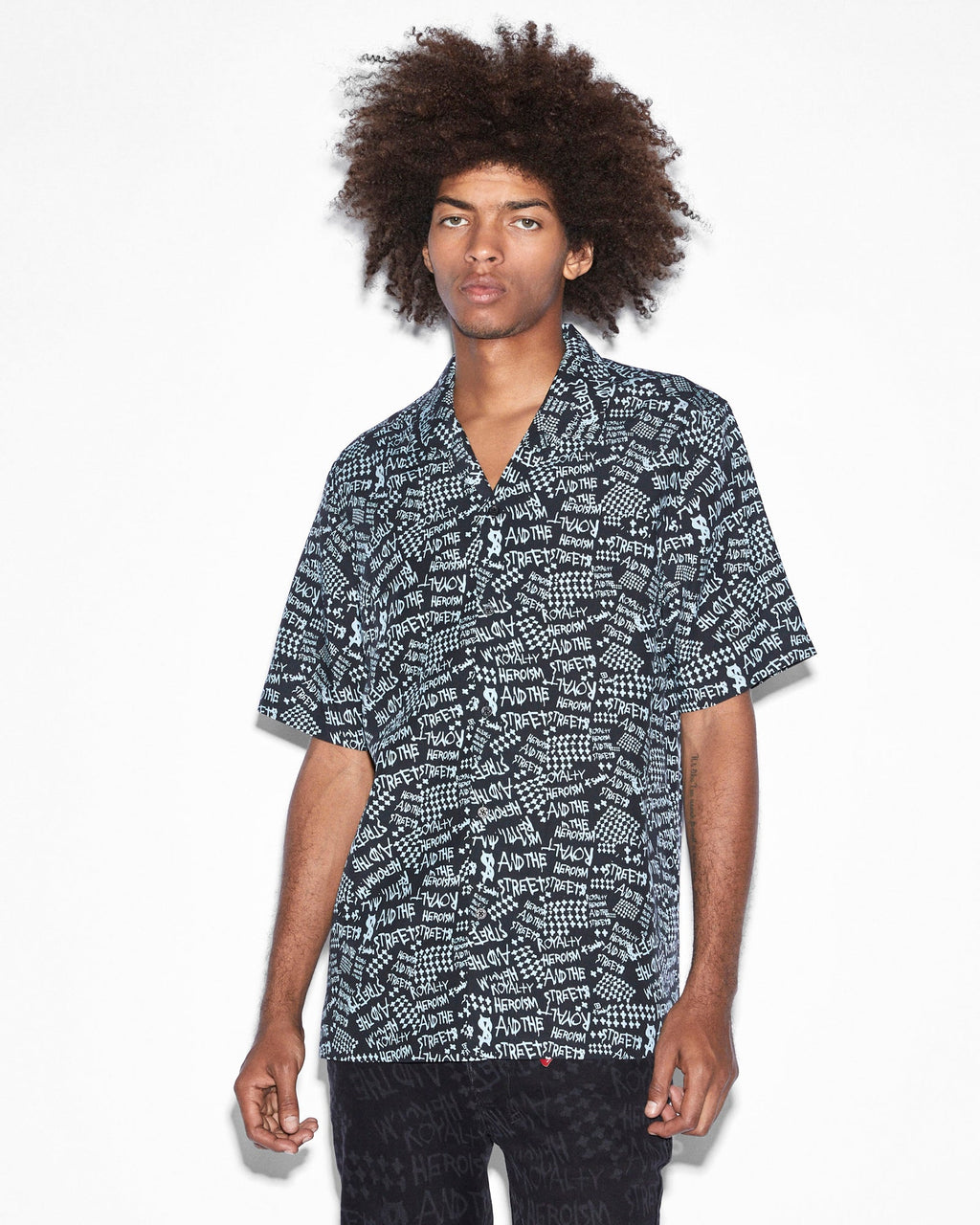 Mens Heroism Ss Shirt Black Regular Shirts - Black