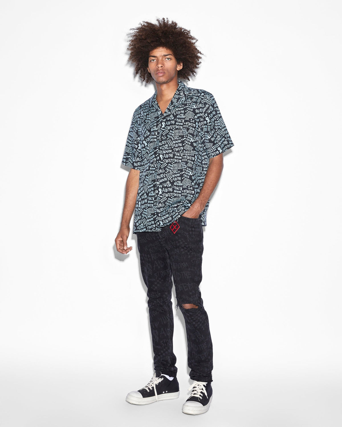 Mens Heroism Ss Shirt Black Regular Shirts - Black