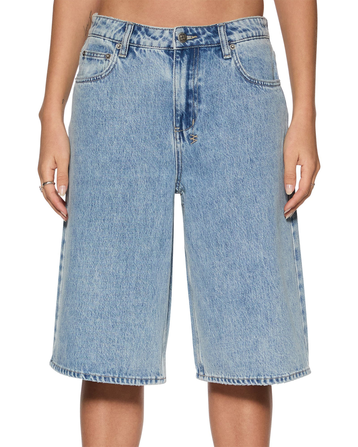 Womens Low Rider Short Authentik Walkshorts - Denim