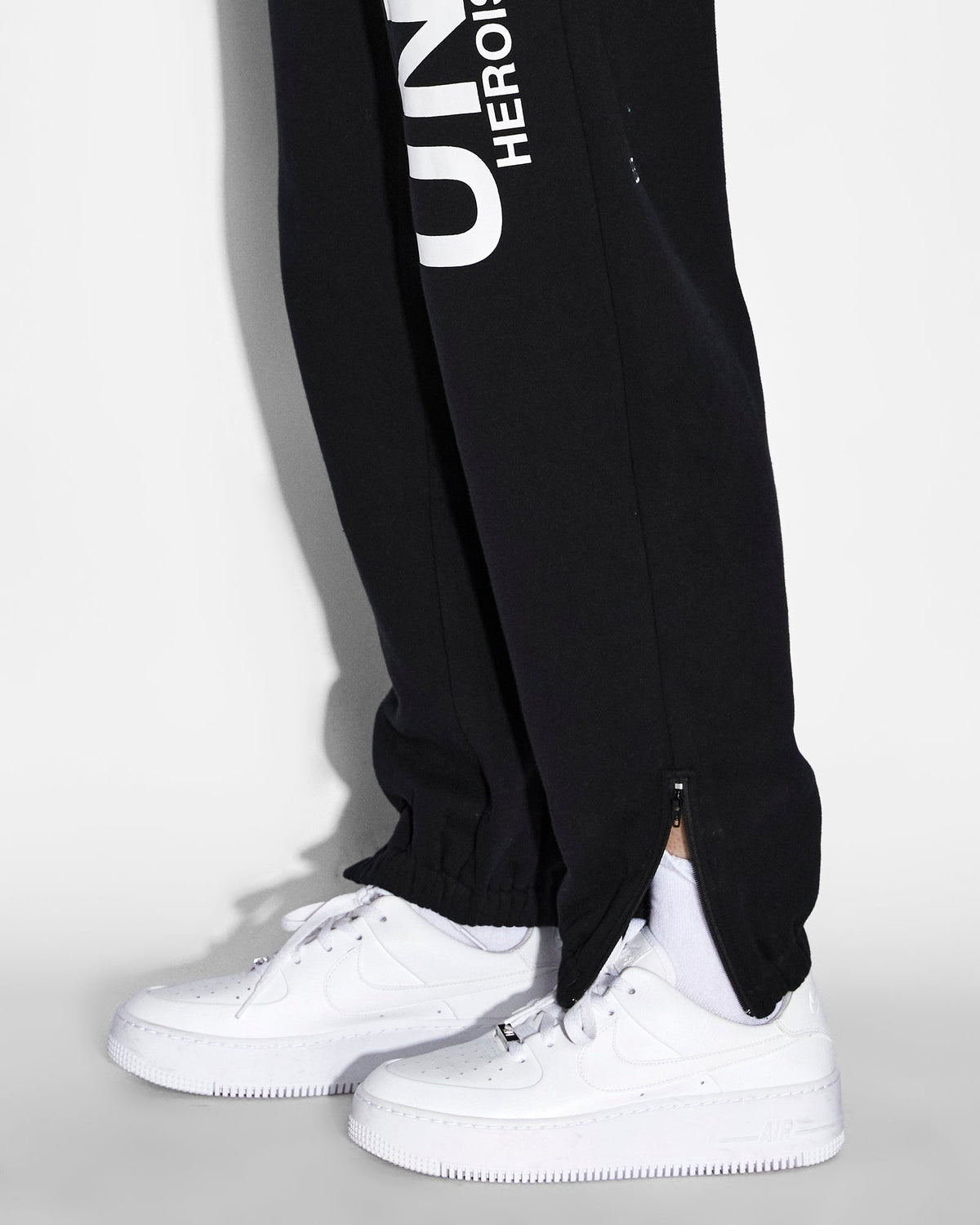 Womens Unity Zip Trax Black Relaxed Pants - Black