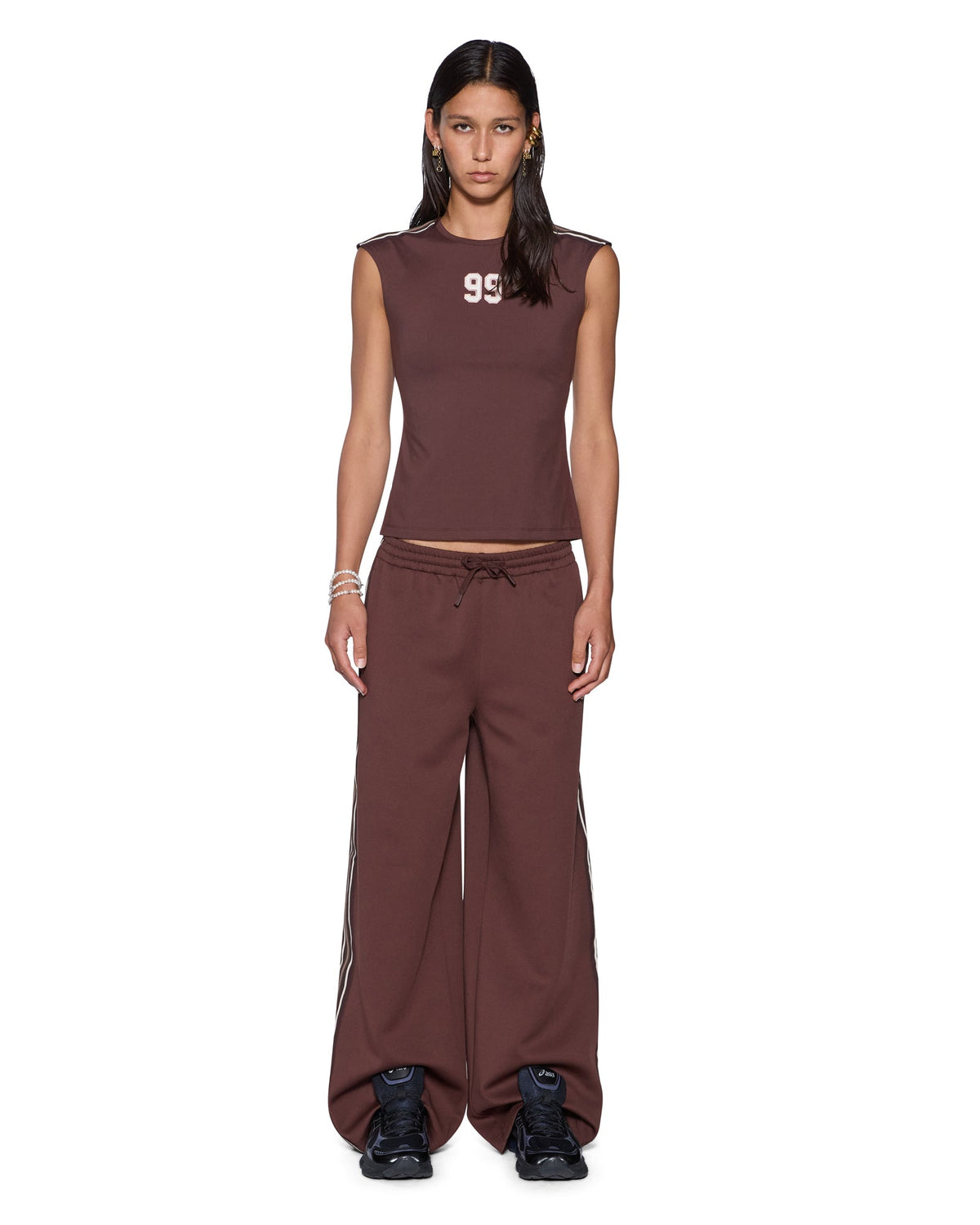 Womens 99 Ss Slim Open Back Tee Mocha Slim Tees - Brown