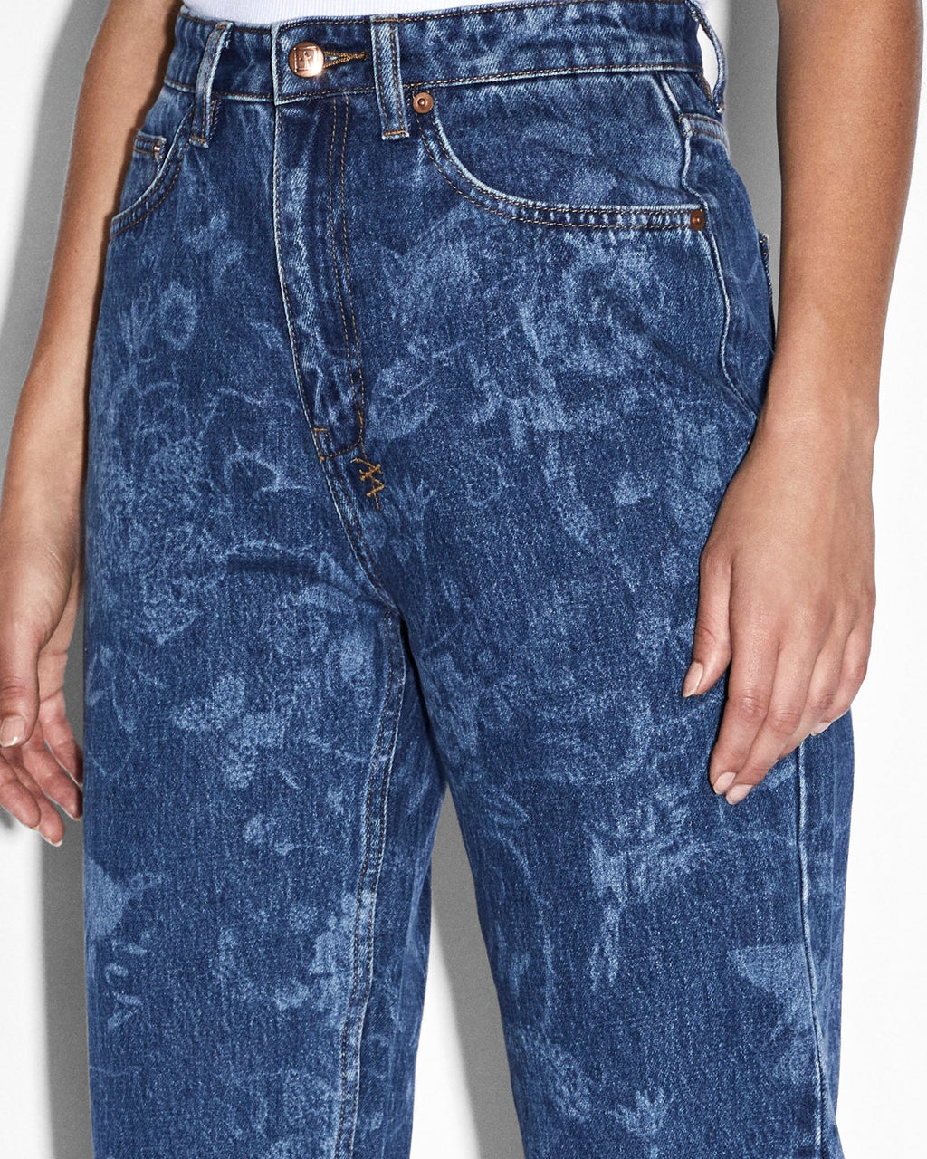 Womens Playback Imprint Straight Denim Jeans - Denim